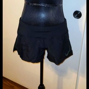 Nike womens core eclipse 3" shorts